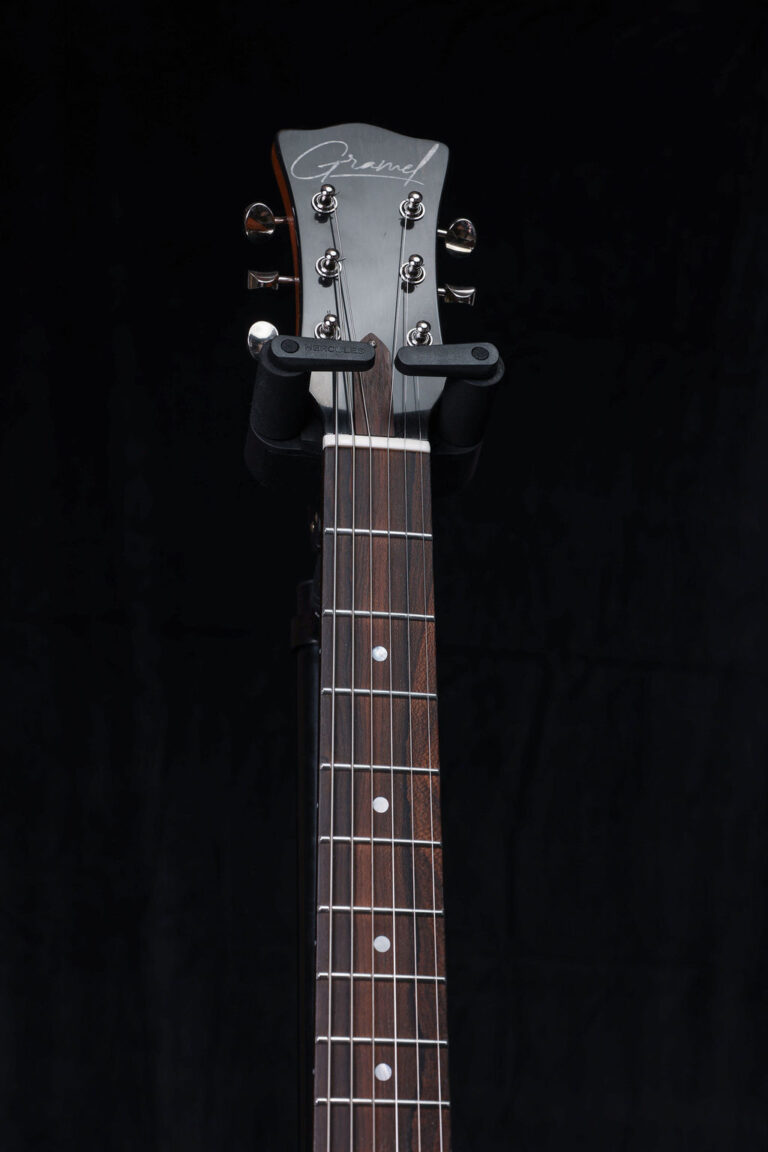 closeup-ziricote-fretboard-handmade